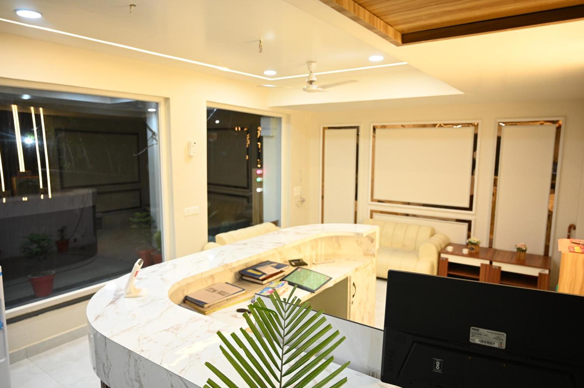 The Janki Hotel Ayodhya Exterior foto